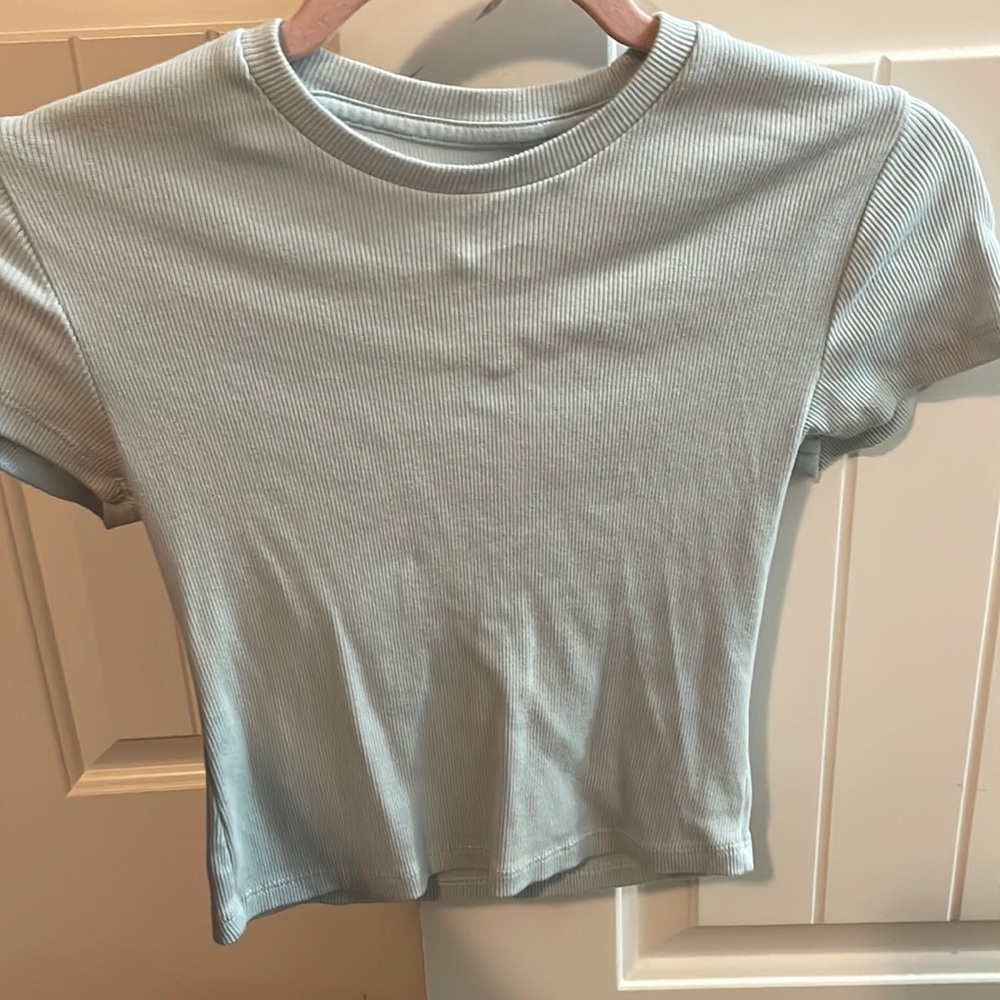 Harlow baby blue cropped top never worn